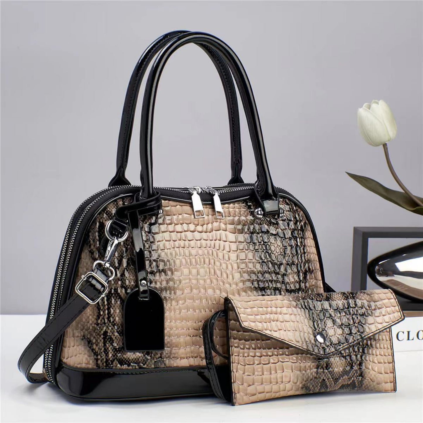 Set aus 2 Taschen mit Krokodilmuster, glänzende Handtasche für Damen, modische Umhängetasche mit Clutch-Geldbörse