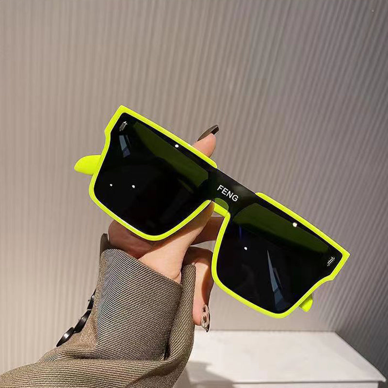 Neon grüner quadratischer Rahmenmodestil, neue coole Straßenbrille